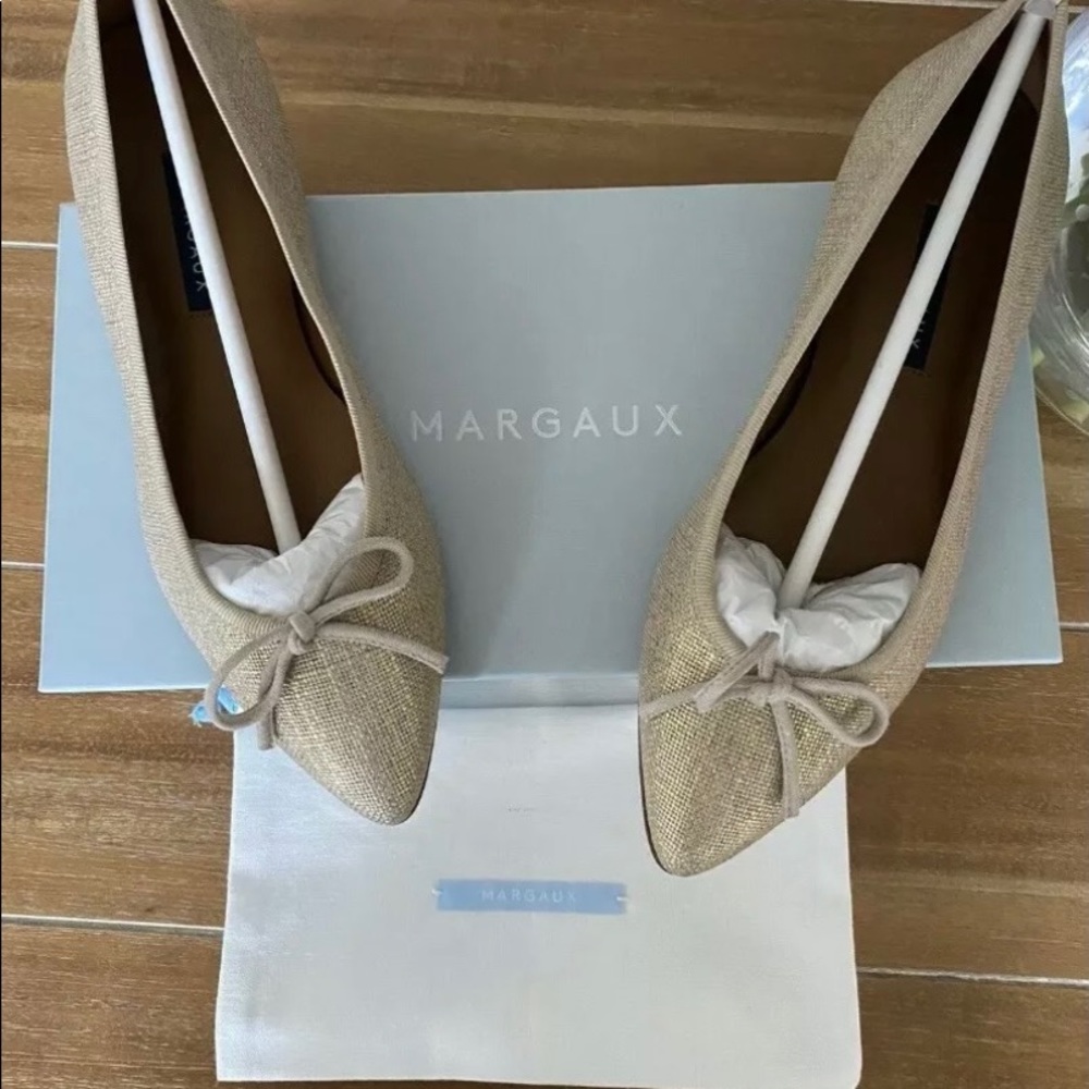 Margaux The Pointe flat size 7 narrow